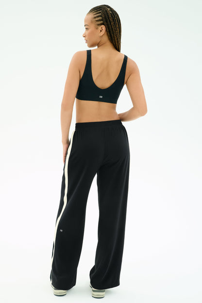 Airweight Scoop Back Bra - Splits59