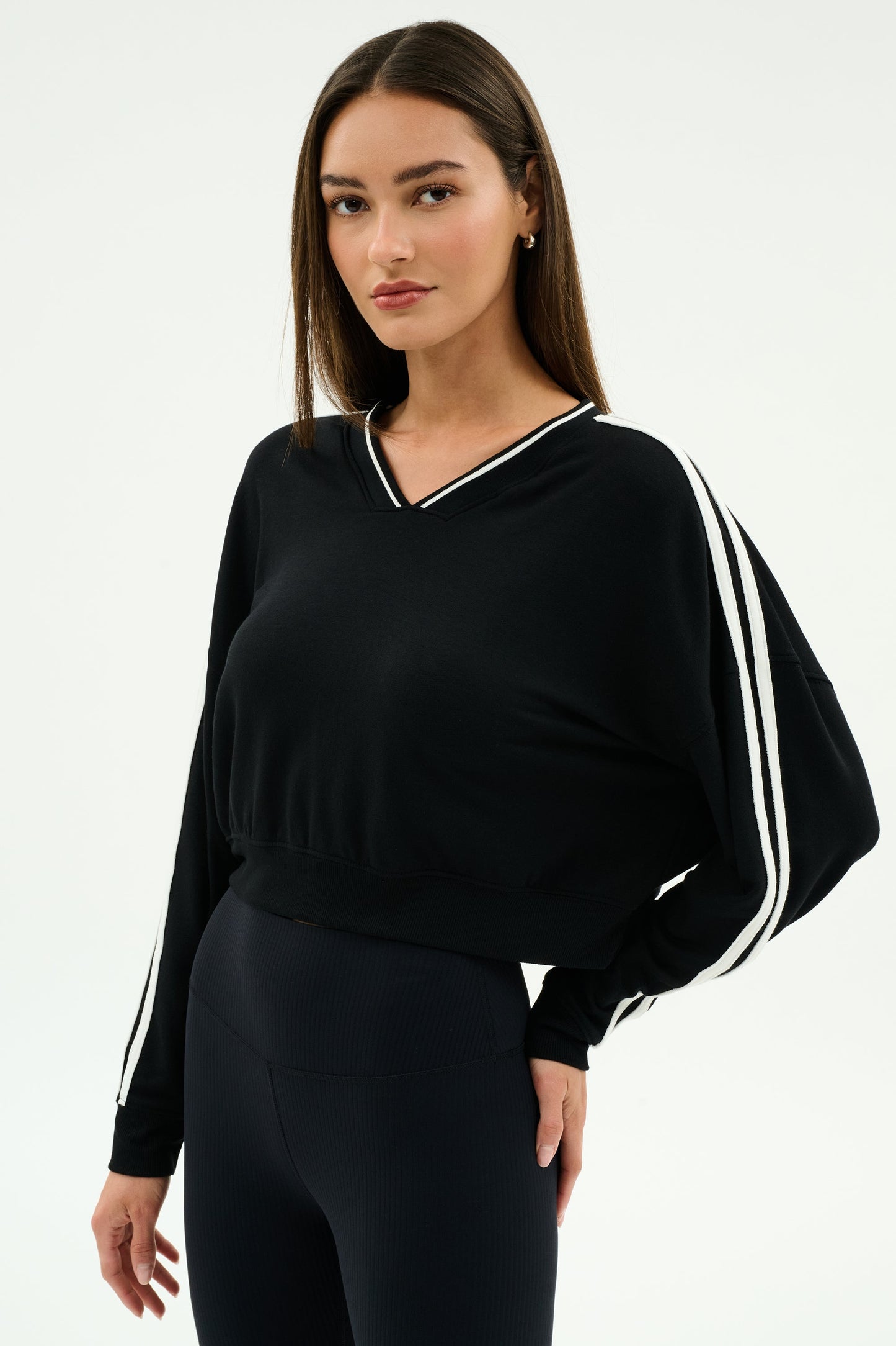 Ellie Fleece V Neck Sweatshirt - Splits59
