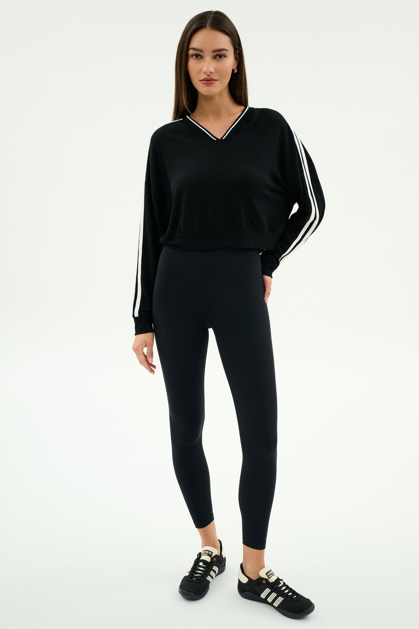 Ellie Fleece V Neck Sweatshirt - Splits59