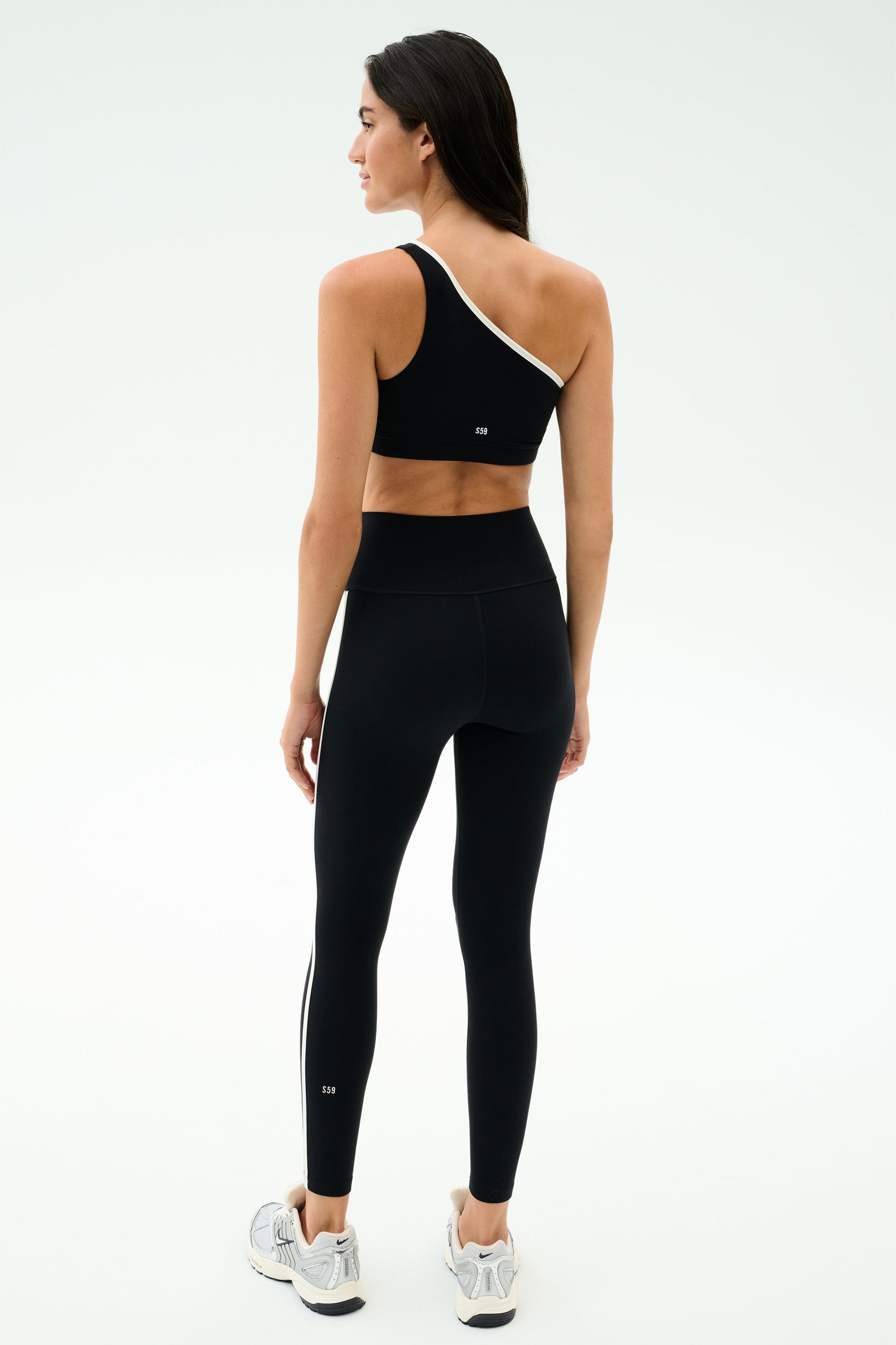 Josie Airweight One Shoulder Bra - Splits59