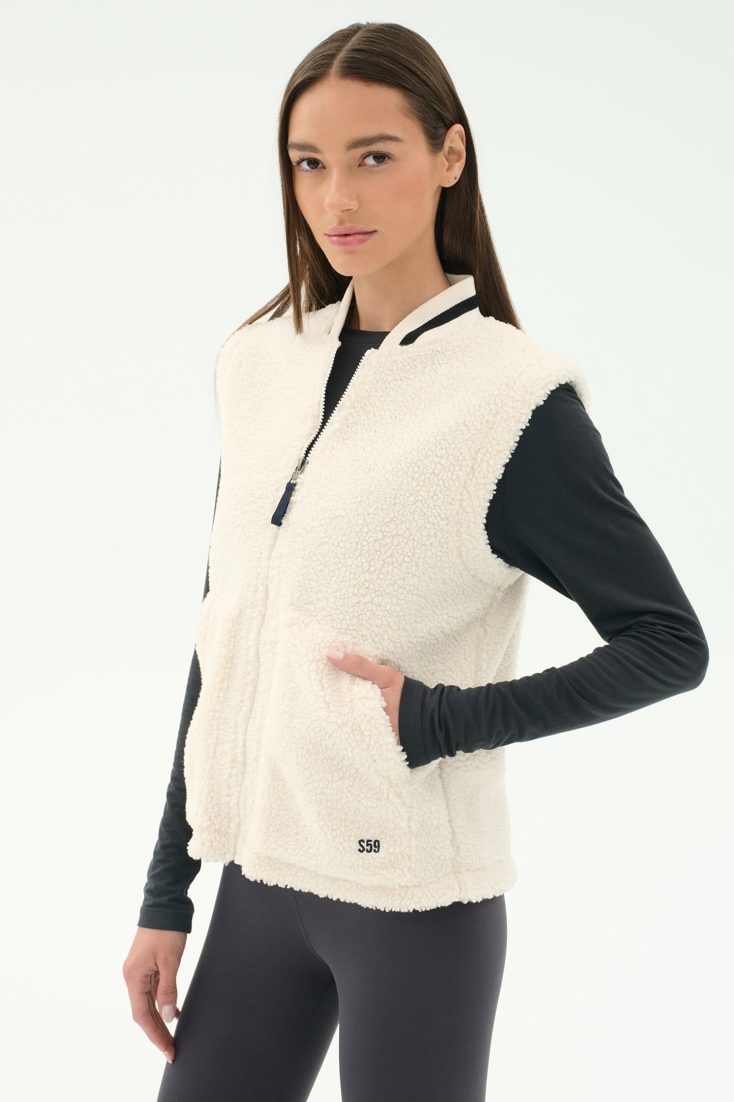 Aster Sherpa Vest - Splits59