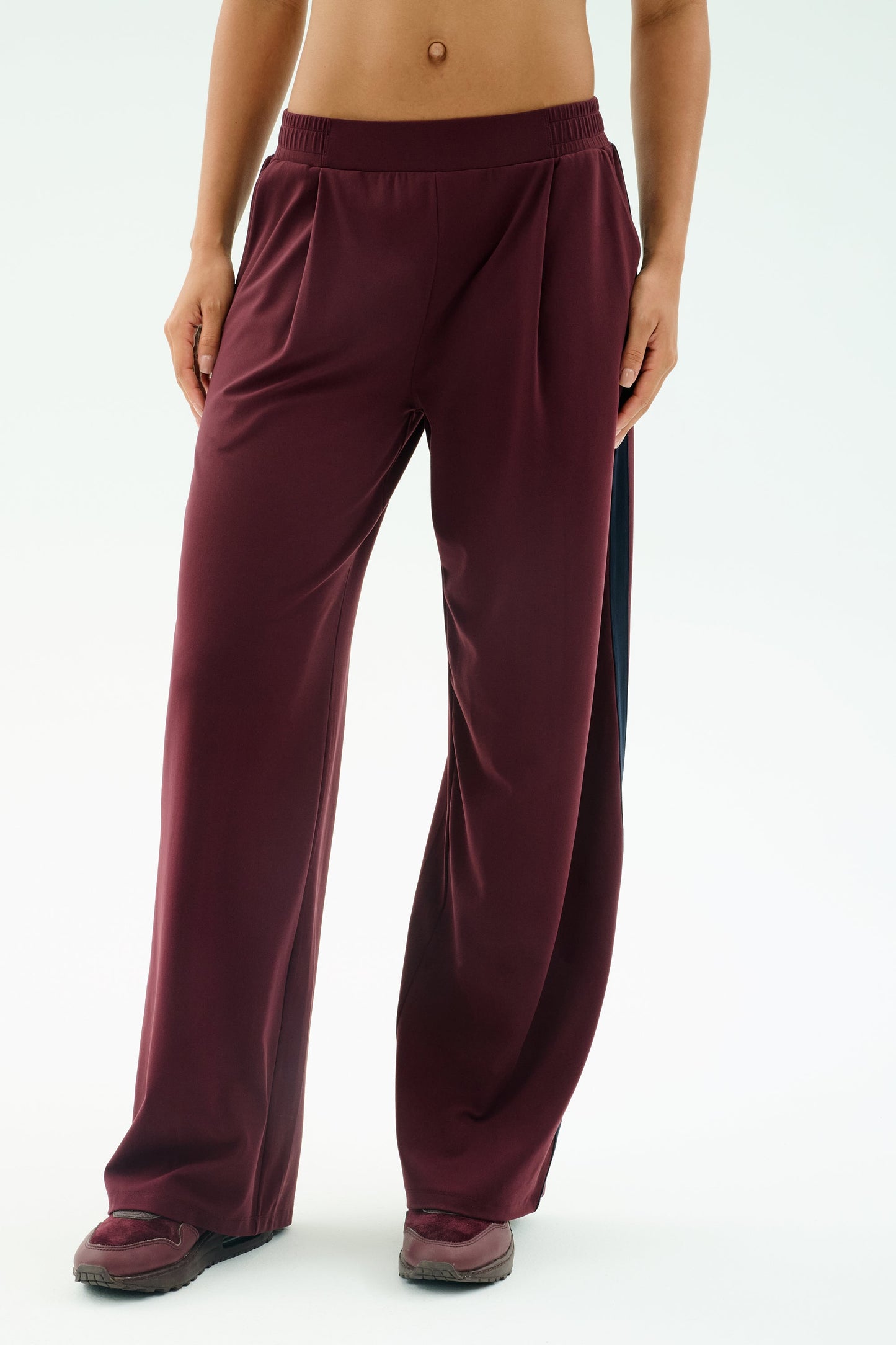 Luca Airweight Trouser with Stripe - Splits59