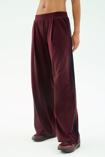 Luca Airweight Trouser with Stripe - Splits59